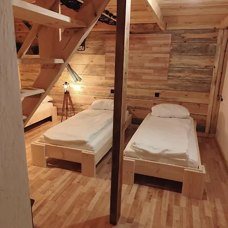 Osada Brzeziny - 25 Minut Od Warszawy - Sauna, Balia Z Jacuzzi, Basen, Altana, Grill, Ogród, Ognisko