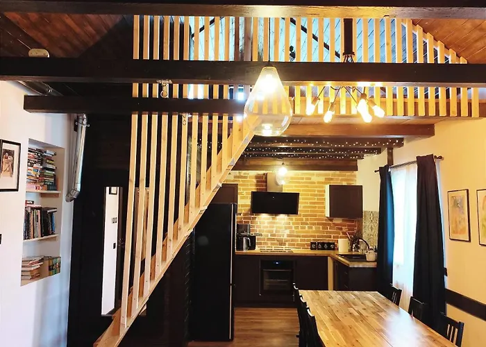 Osada Brzeziny - 25 Minut Od Warszawy - Sauna, Balia Z Jacuzzi, Basen, Altana, Grill, Ogrod, Ognisko